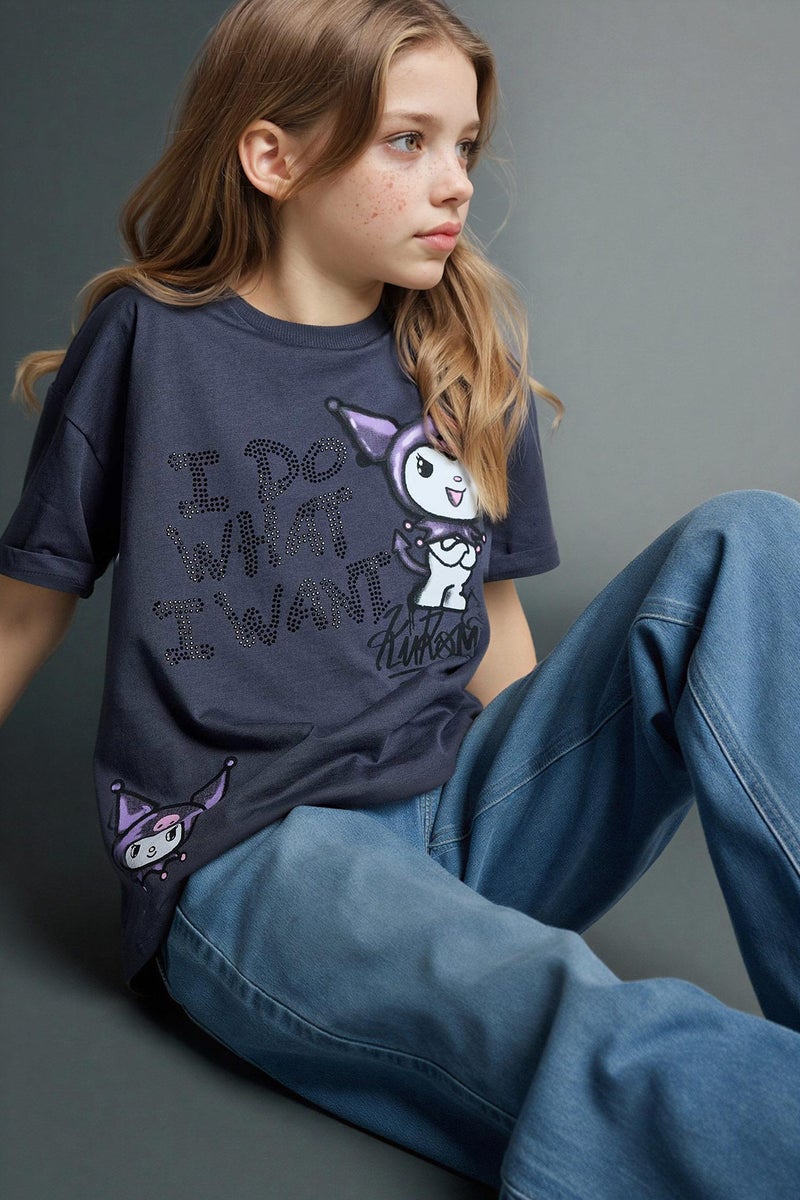 ديفاكتو تيشيرت بناتي نص كم اوفر سايز من كرومي - Image 3